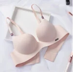 China Seamless T-Shirt Bra - Image 9